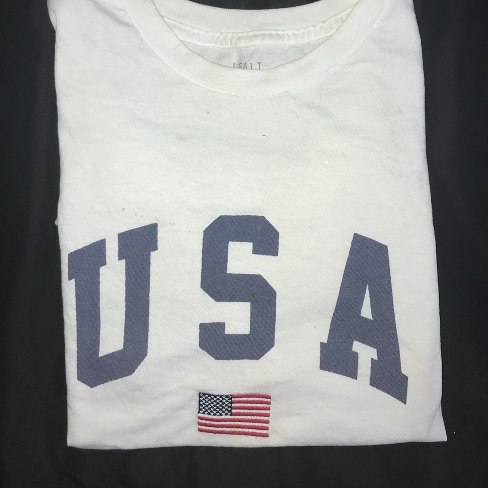 Brandy Melville USA Tee Shirt